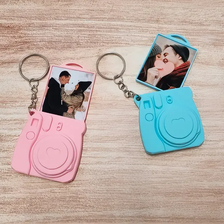 Camera-Style Keychain for Personal Photos - Customizable Memory Keychain in Pink and Blue Colors