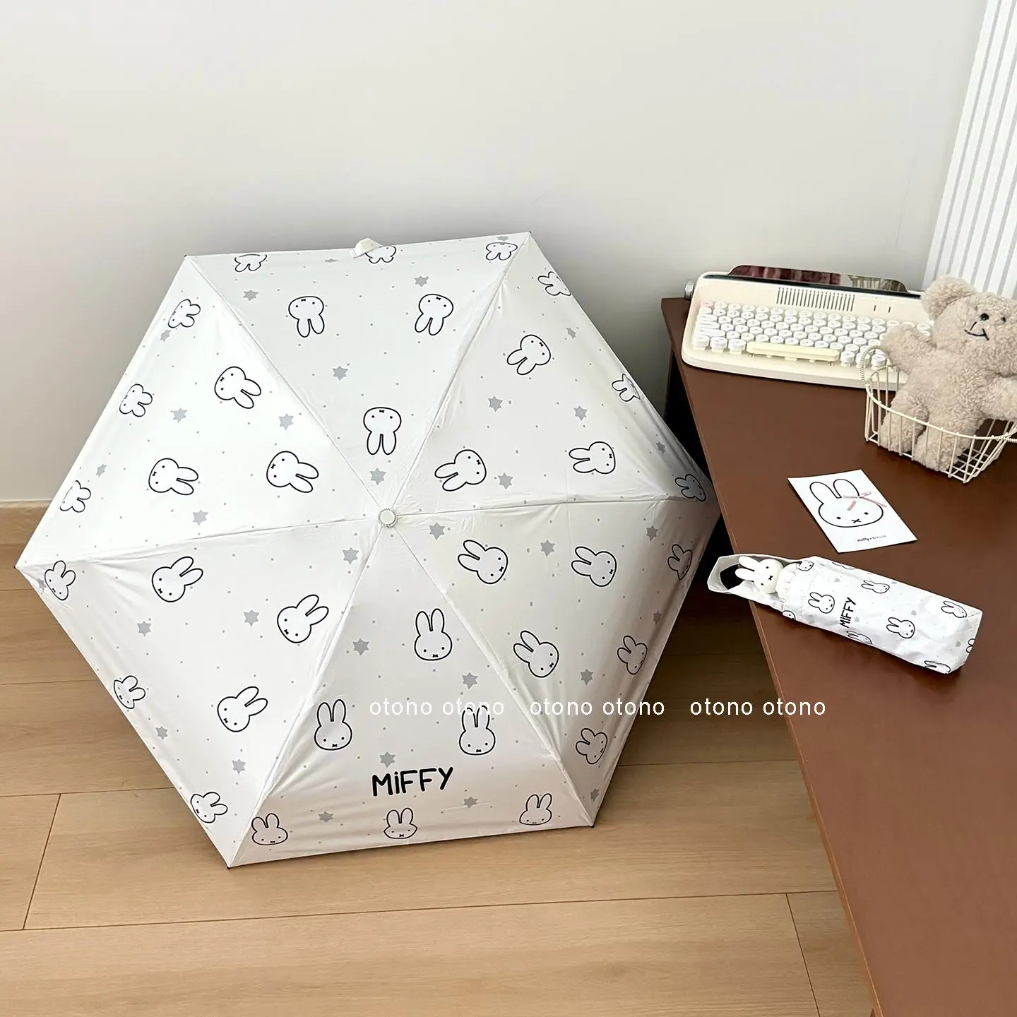 Kawaii Cartoon Rabbit Umbrella for Girls, All-Weather Lightweight Portable Folding Umbrella with Cute Doll Case, Lightweight Umbrella