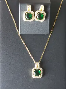 Set De Collar Y Aretes Acero Inoxidable Dije Esmeralda Y Cristales