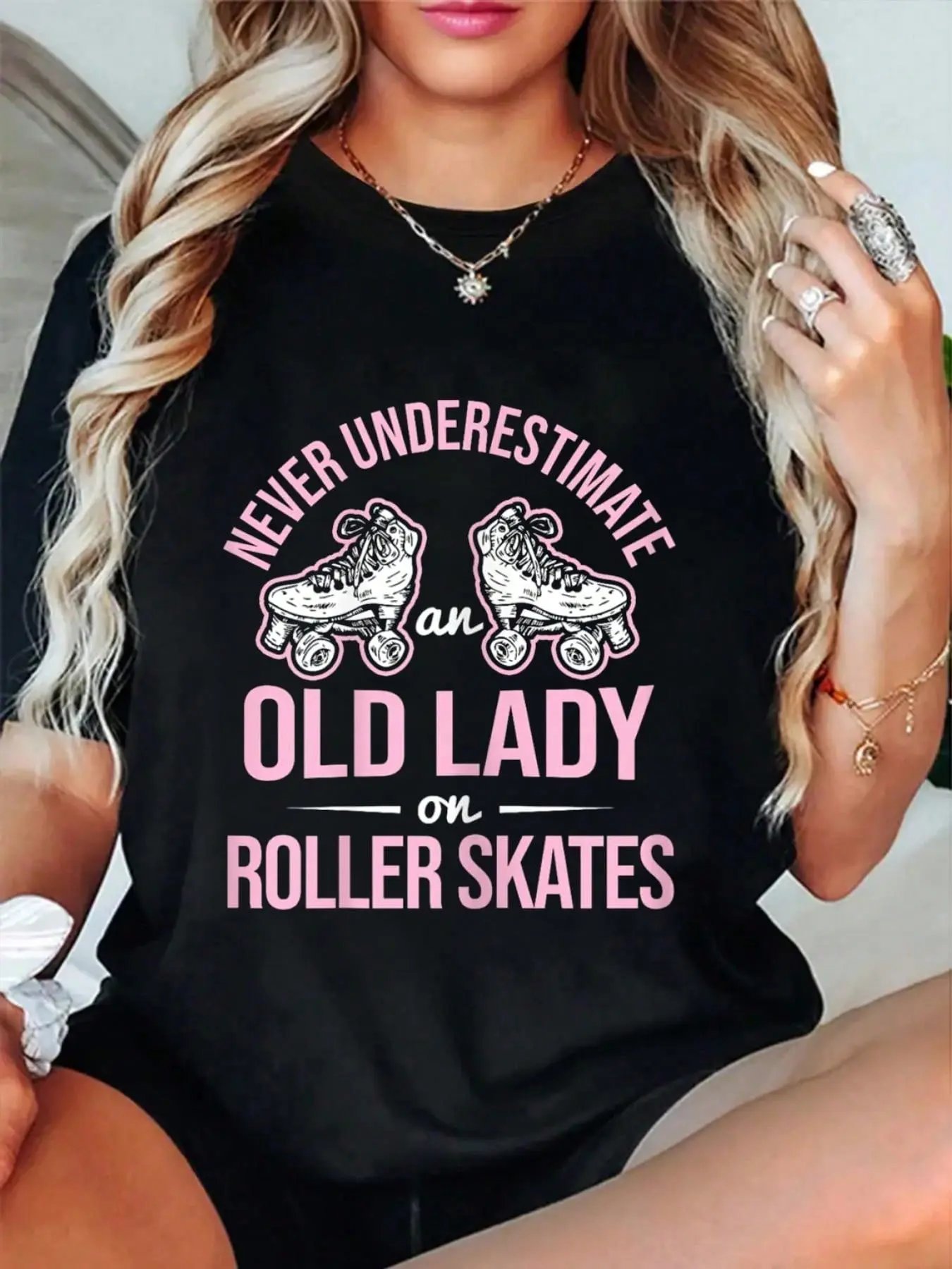 Old Lady On Roller Derby Roller Skating Roller Skate T-Shirt Summer Outfits For Women T Shirts Women Graphic Tees Women