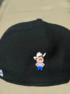 Chapito Cap Pin
