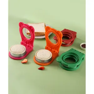 Save money and easily make sandwiches!Stainless steel baking tool for hand protection, round sandwich cutting mold maker, sealing cutter, DIY pocket bread Adjustable Serrated Slicer Non-slip Stainless Chopping Board press seal Elegant Black Chicken big