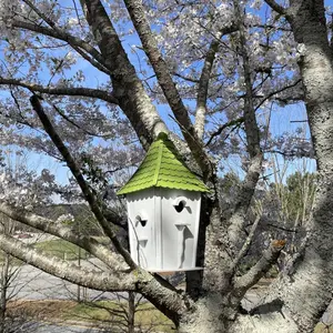 Wood Birdhouse for Outside Bird Nesting Box,Decorative Bird House Cottage for Yard Garden Outdoor 4 Holes Free Standing Bird House for Bluebird Cardinal Finch House Wren Chickadee
