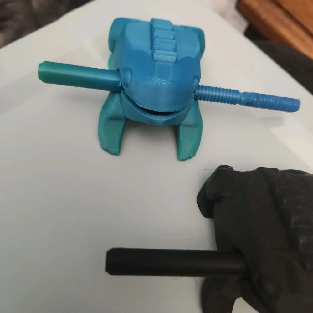frog sound toy (random color)