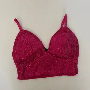 Mia Top Fuchsia Sequin Woman Strapless Top in Vibrant Fuchsia Color with Sparkling Sequins