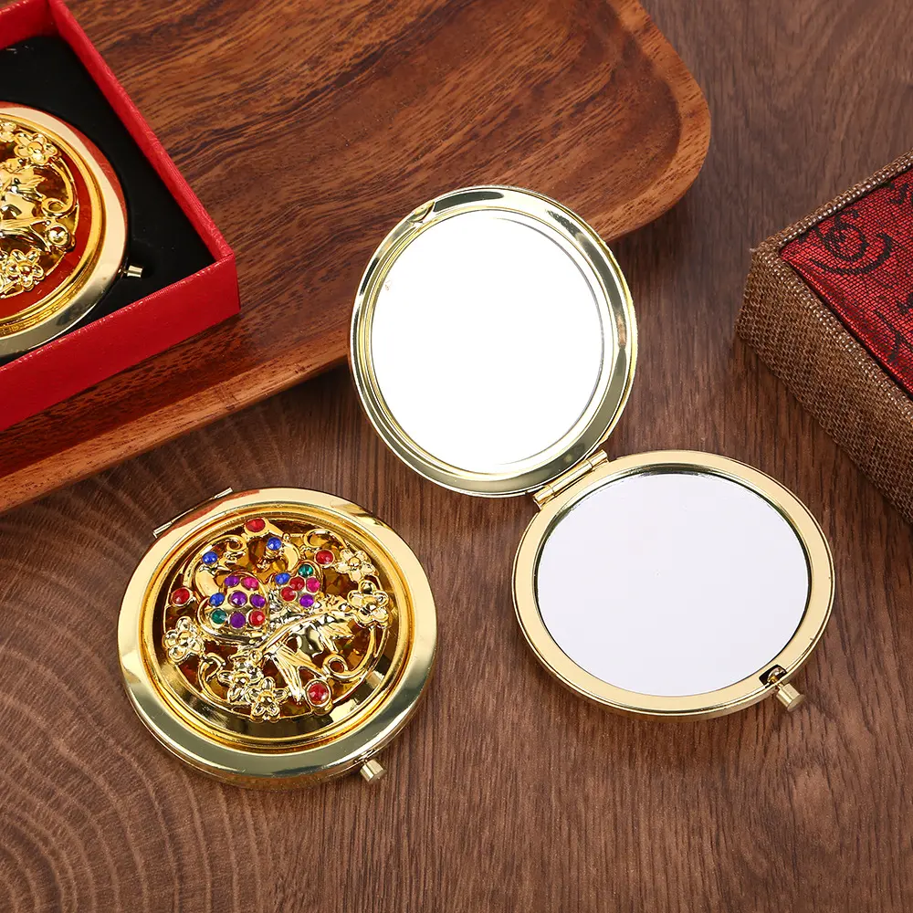 Women's Gold Metal Compact Travel Hand Mirror, 7cm Round Foldable Double-Sided Pocket-Sized Portable Grooming Tool for On-the-Go Commuters, Elegant Christmas & New Year Gift, Travel Hand Mirrors