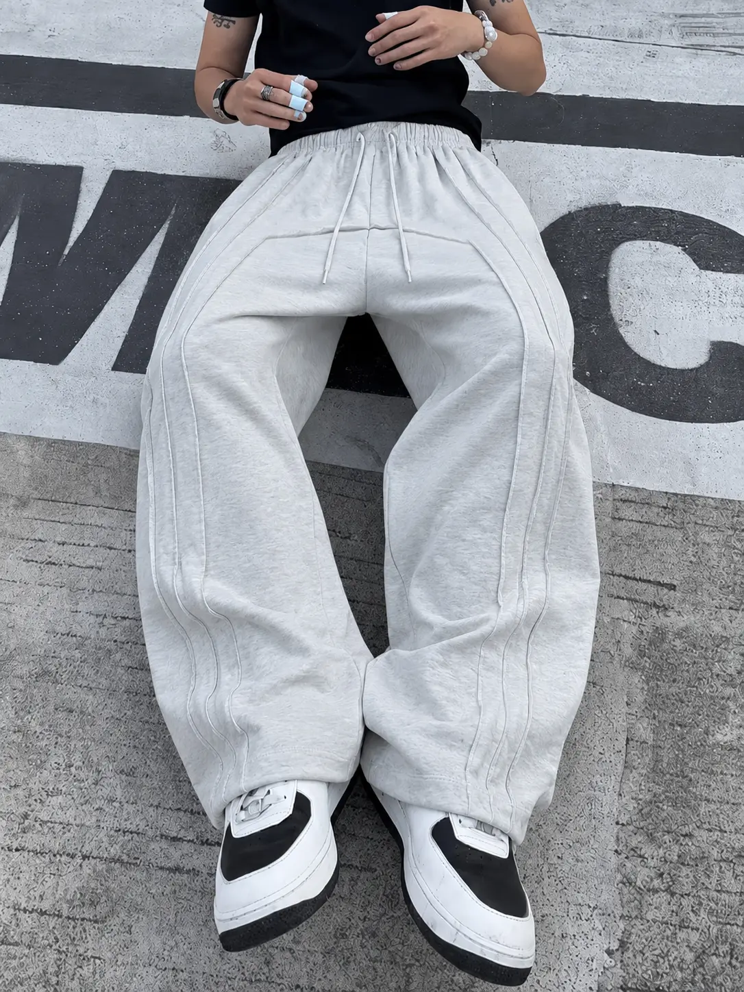 Comfortable Wide Leg Sweatpants, Unisex Minimalist Basic Joggers with a Drawstring Waist and Side Piping for Lounge and Streetwear