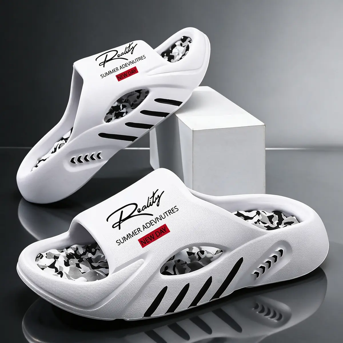 Men’s fashion platform slide sandals, soft EVA cushioned non-slip sport slippers, casual open-toe slides for outdoor beach streetwear
