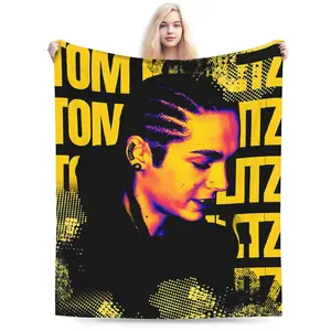 Tom Kaulitz Themed Vintage Tufted Weave Flannel Blanket - Soft, Cozy, Fading Resistant, Face Print - Contemporary Bedspread, Sofa Throw - Ideal Gift for Fans (Camping, Office Use)