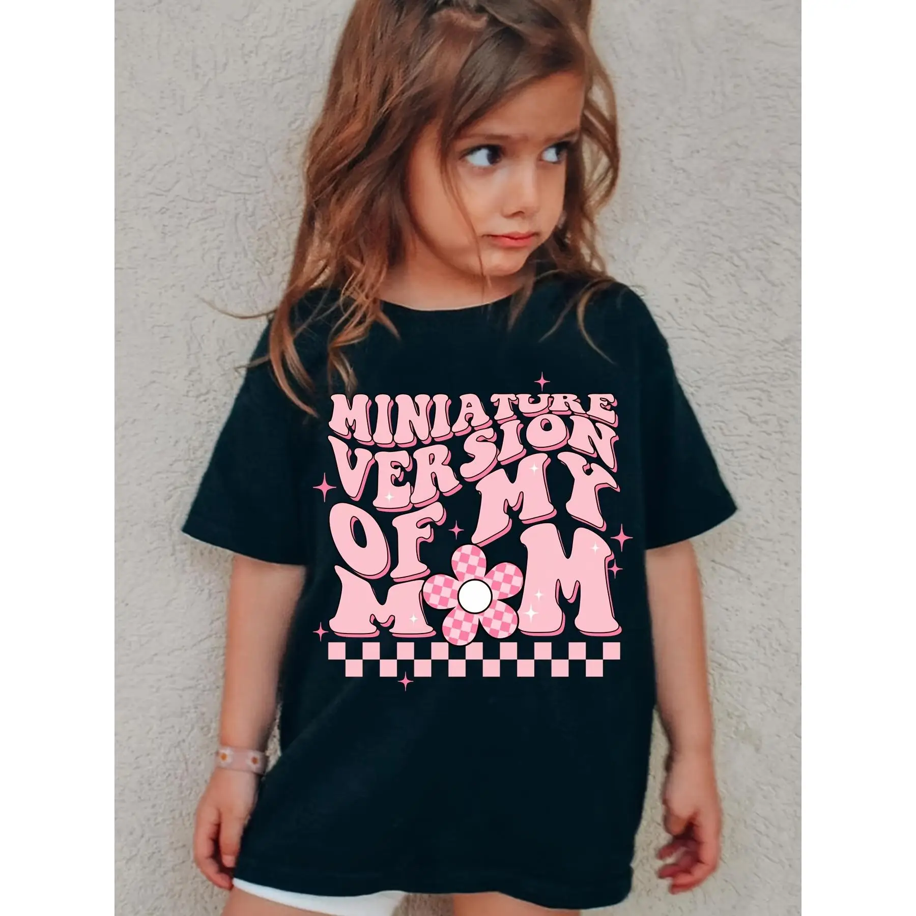 Milkyship Girls' "Miniature Version of My Mom" Graphic Tee - Cute Black Cotton T-Shirt with Pink & White Checkered Design, Casual Short Sleeve Round N