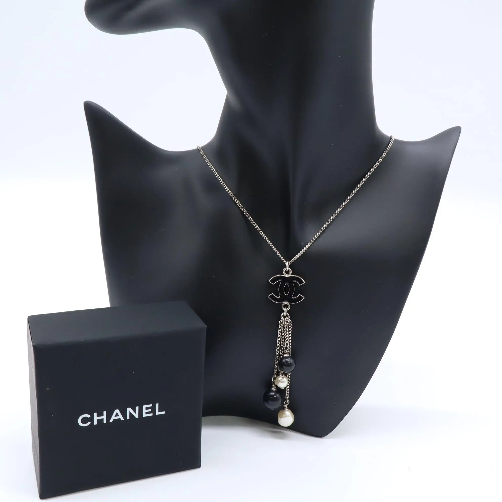 Pre-owned Chanel Enamel Bead Pearl CC Drop Necklace Black Gold W21992
