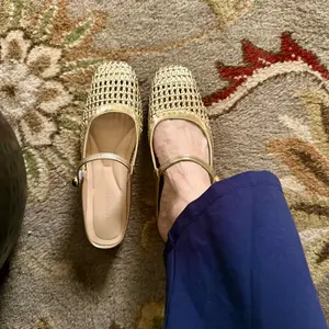 Women's Square Toe Woven Hollow Out Casual Flat Shoes, PU Leather Upper, Rubber Sole, Medium Width, All Season Fashion Sneakers