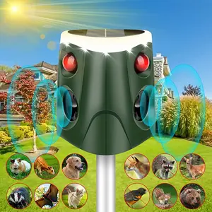 Outdoor Solar Animal Repeller with Voice Alarm, Motion Sensor Flashlight, Waterproof, Solar Animal Repellent, Deters Cats, Foxes, Squirrels, Birds, Garden Use
