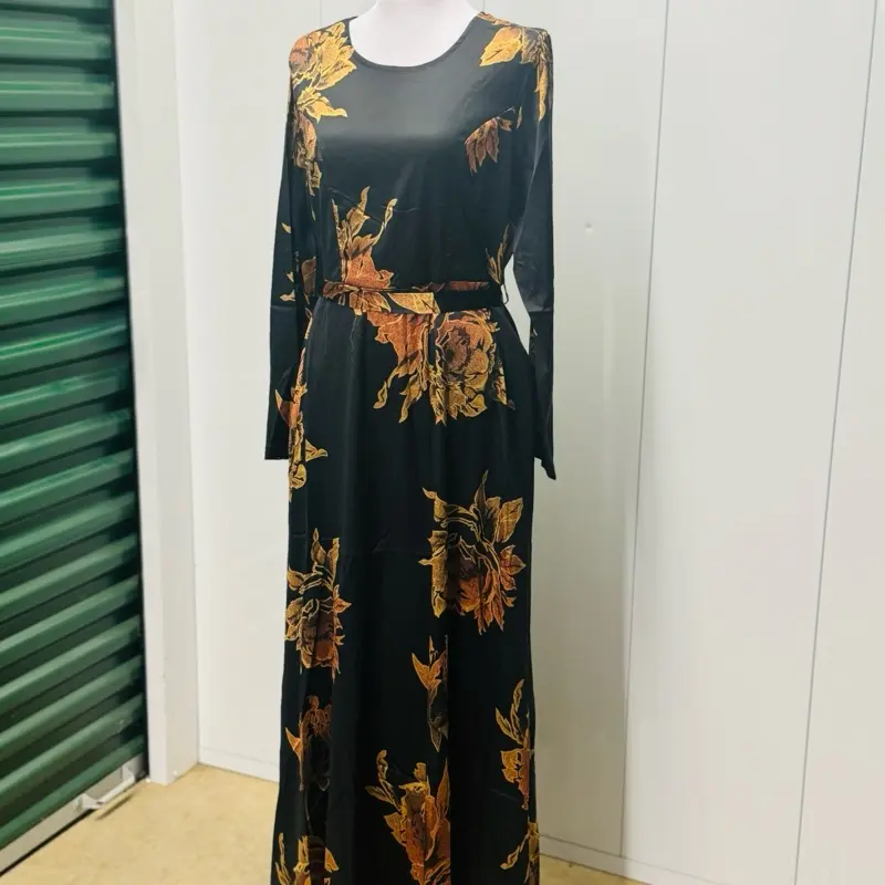 Women's Silky Floral Abaya Dress - Modest Muslim Outfits, Closed Abaya Abayas, Elegant Traditional Abayas, Islamic Modest Fashion Clothing