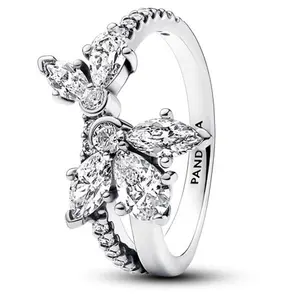 Pandora Sparkling Asymmetrical Herbarium Cluster Ring 193023C01-56