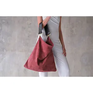 Akathi Handstitched Leather Bag Rosewood