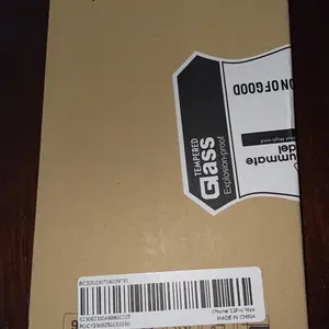 Product Review of Anti-Spy Privacy Phone Screen Protector, Tempered Glass Film Compatible with iPhone 17/16/15/14/13/12/11 Pro/Pro Max/Plus, Mobile Phone Accessory from m**3