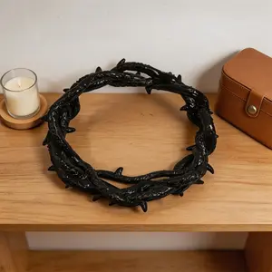 1pc Black Resin Crown of Thorns Statue, Gothic Dark Vintage Religious Style, 3D Realistic Thorn Texture Glossy Finish, Dual-Use Desktop Ornament & Wall Hanging Decor, for Christian Believers, Gothic Home Lovers, Photo Props, Church Display & Faith Gift