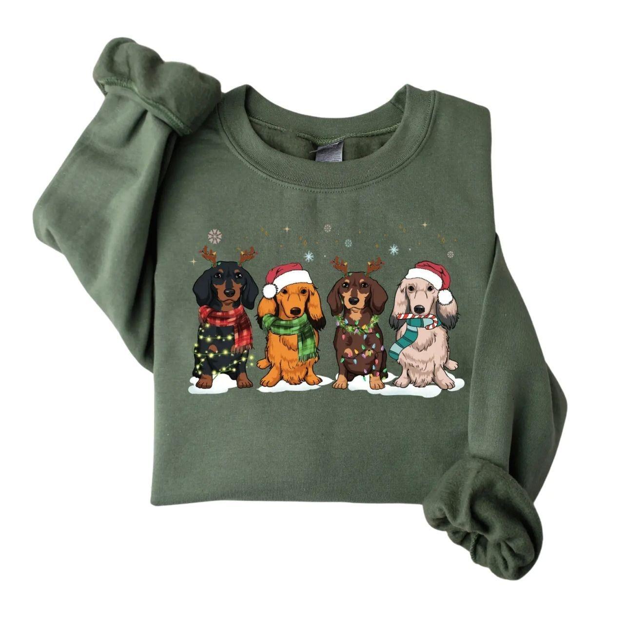 Cute Dachshund Christmas Sweatshirt – Holiday Dog Lover Pullover with Festive Wiener Dogs, Trending Christmas Graphic Sweatshirt, Comfortable Menswear & Womenswear Top, Perfect Gift For Men And Women, July11