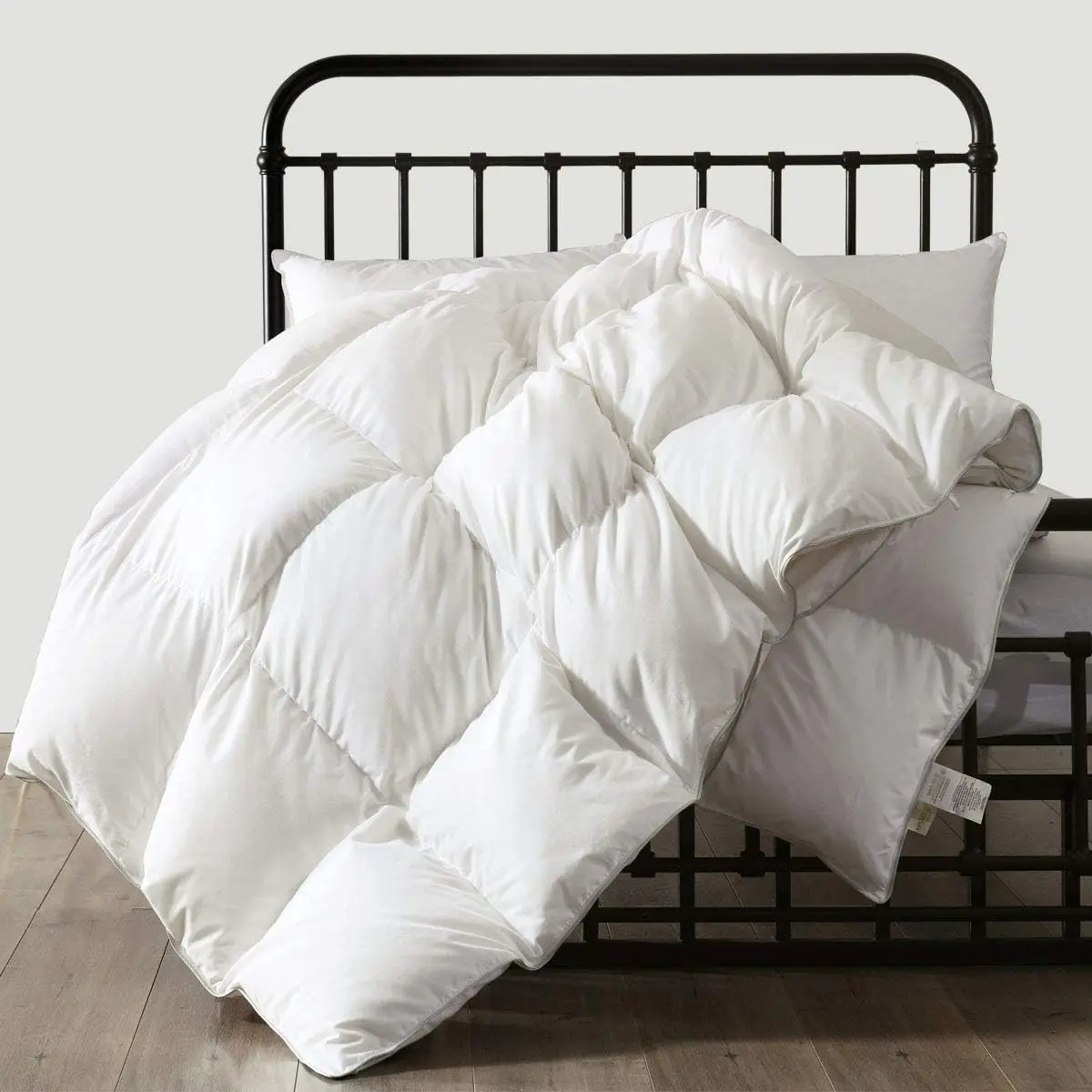Luxurious Oversized King  Down Feather Comforter (Ultra-Soft Hotel Collection) All Season Fluffy Duvet Insert