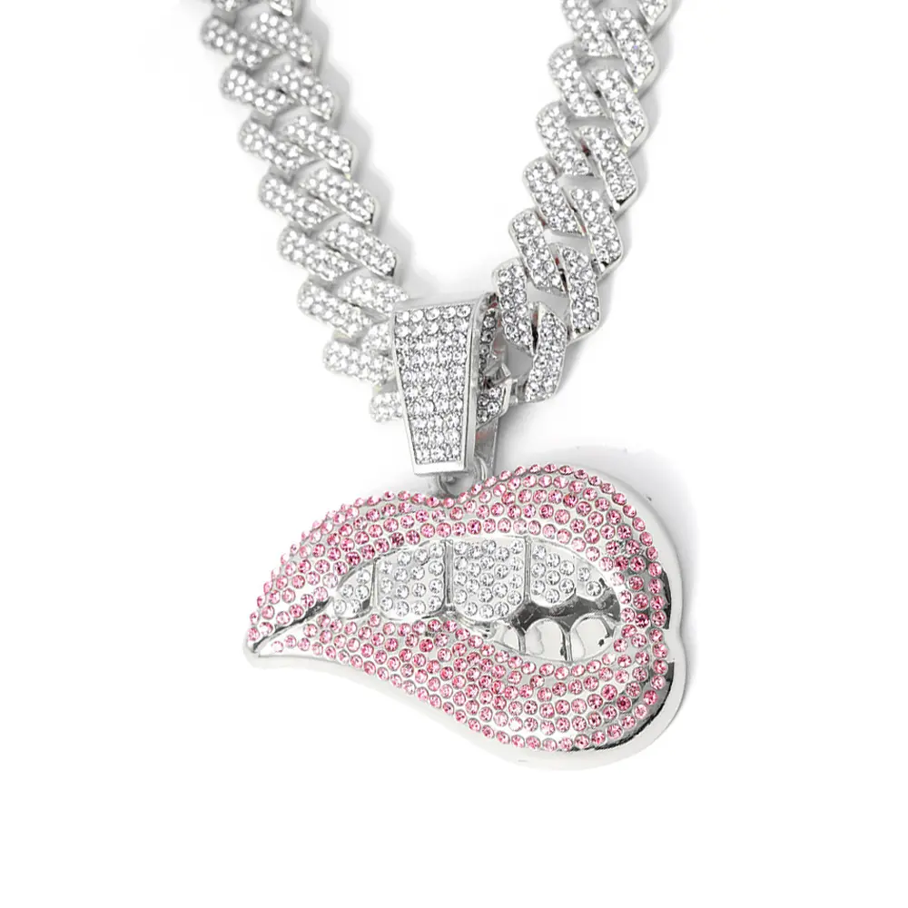 Men's Iced Out Lips Pendant Necklace with 20 Inch Cuban Link Chain, Hip Hop VVS Stone Jewelry, Statement Streetwear Birthday Gift, 1 X Luxury Satin Pouch, 1 X Silver Lips Pendant Necklace, 19G, 20Inch, 5.4Cm Width, Men's Jewelry, Diamond Cut, Hip-Hop Neck