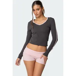 Contrast V Neck Long Sleeve T Shirt