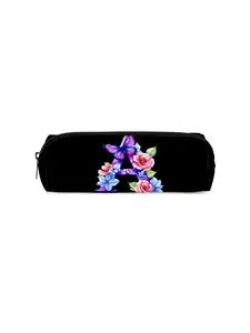 Single-layer pencil case with flower and letter print, suitable for both boys and girls, an ideal gift choice. Designed in a 2D flat cartoon style, it is practical school supplies and a dedicated pencil bag for children.