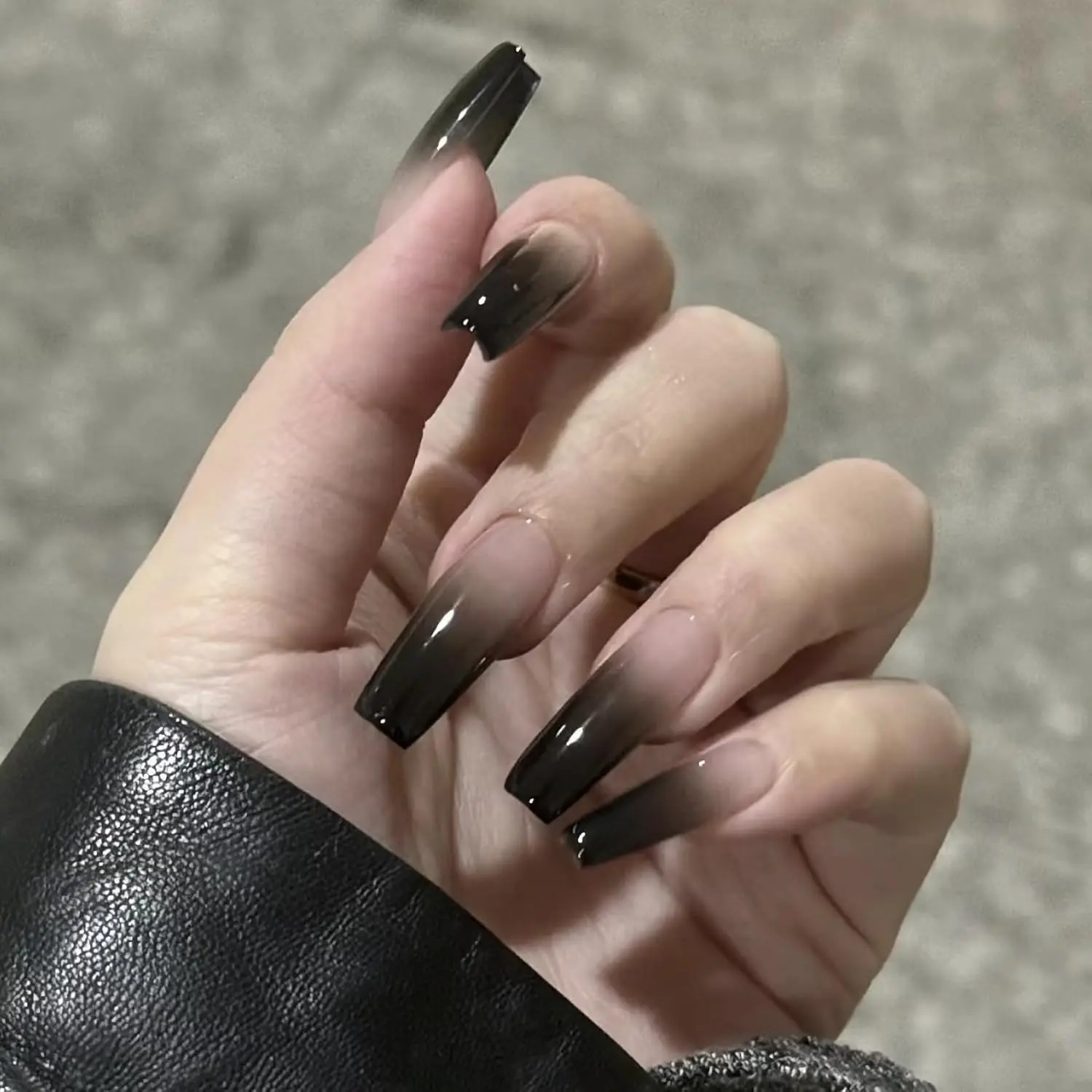 Press on Nails Long Coffin Fake Nails Glossy Glue on Nails Goth Black Ombre Acrylic Nails Ballerina Artificial Nails Gothic Gradient Stick on False Nails with Design 24 pcs