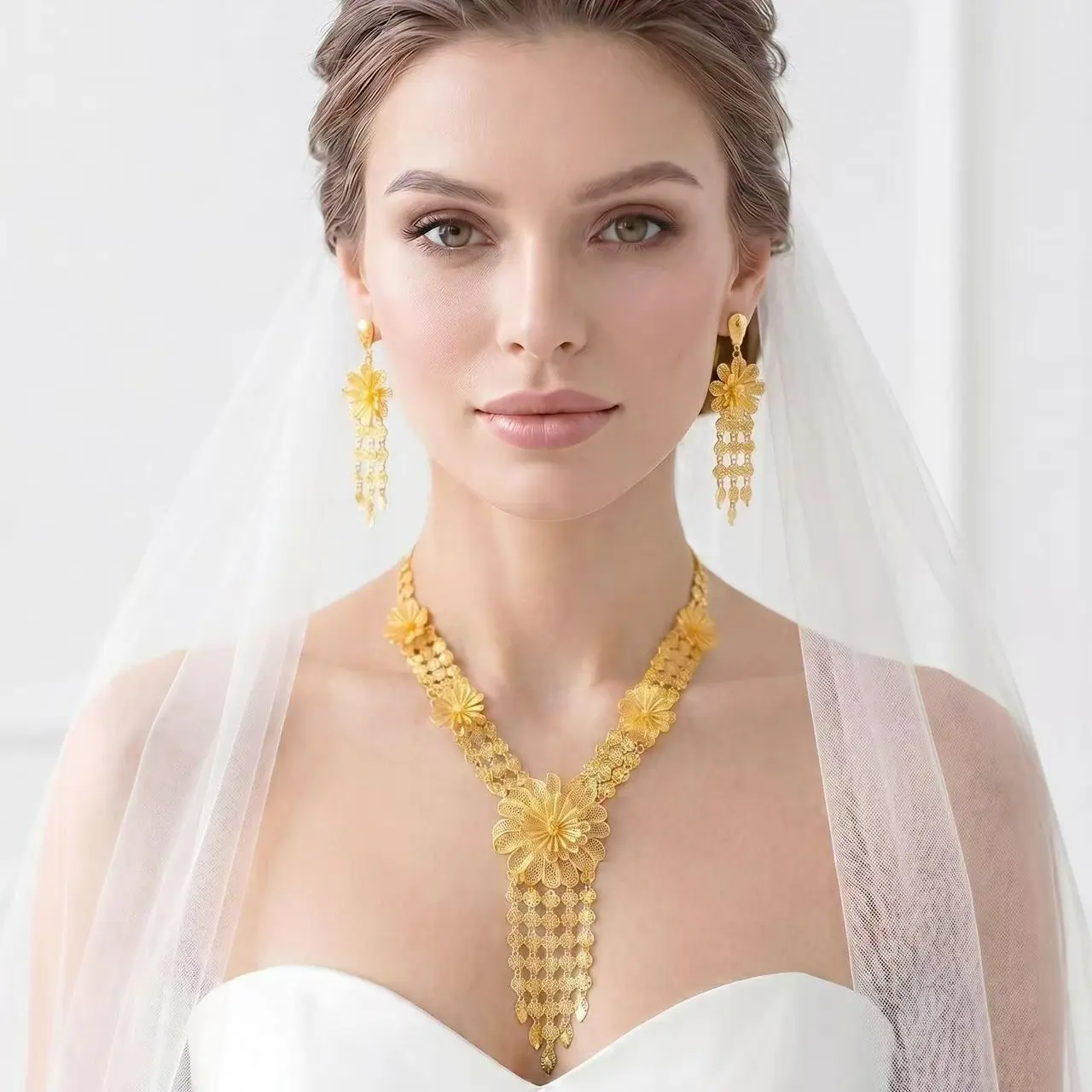 Women's Gold-Plated Alloy Jewelry Set, Elegant 2-Piece Dubai-Style Necklace and Earrings with Hollow Floral Lace & Tassels for Bridal Weddings