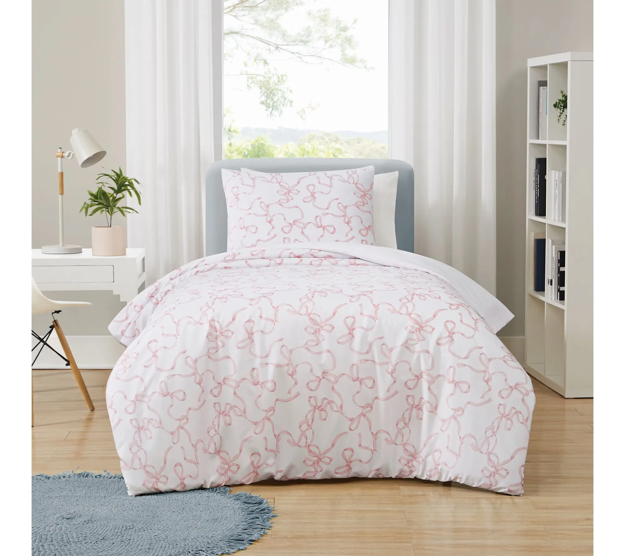 Truly Soft Printed Bow 2 Piece Twin XL Comforter Set