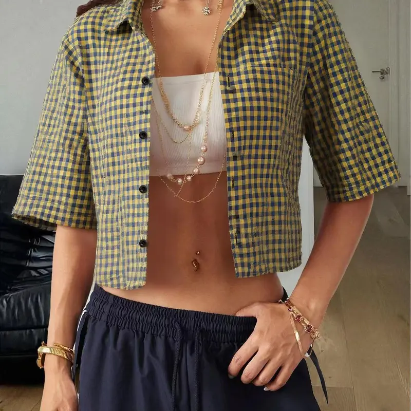 Women's Plaid Print Fitted Crop Shirt Blouse, Casual Woven Breathable Lightweight Short Sleeve Collared Top for Summer, Ladies Clothes for Daily Wear, Casual Style Shirt, Casual Fashion Apparel, Womenswear