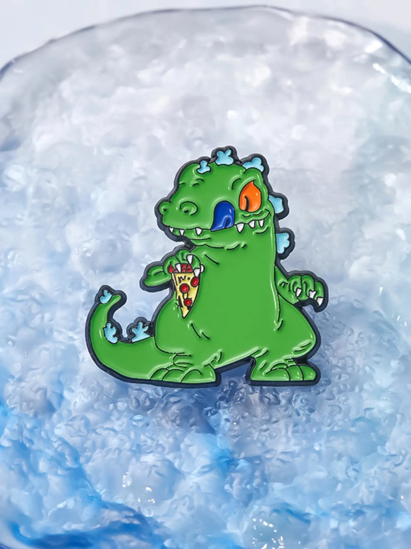 Rugrats Reptar Cartoon Comedy Animation Enamel Pin Brooch Pins 90s Retro Vintage Green Dinosaur Eating Pizza Design Nostalgic Brooches for Backpack Jacket Lapel Badge Decoration Jewelry Gift for Kids Animation Fans Collectors