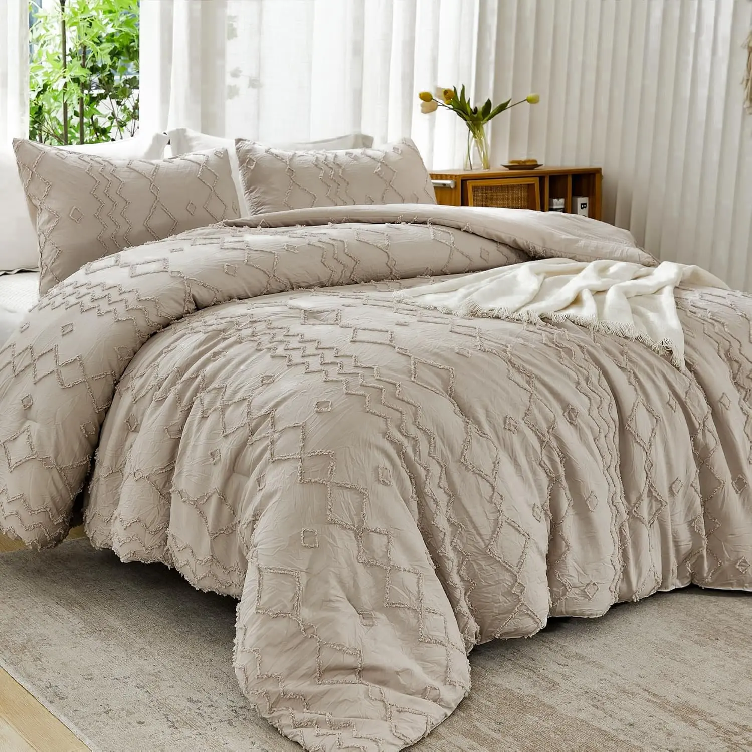 Khaki Tufted Boho Comforter Set King - California King (104x96in) 3-Piece Lightweight Duvet Set, 1 Textured Geometric Comforter, 2 Pillowcases, Farmhouse Quilt Bedding, Sun and Pat to Fluffy Tan Down Alternative Bedding
