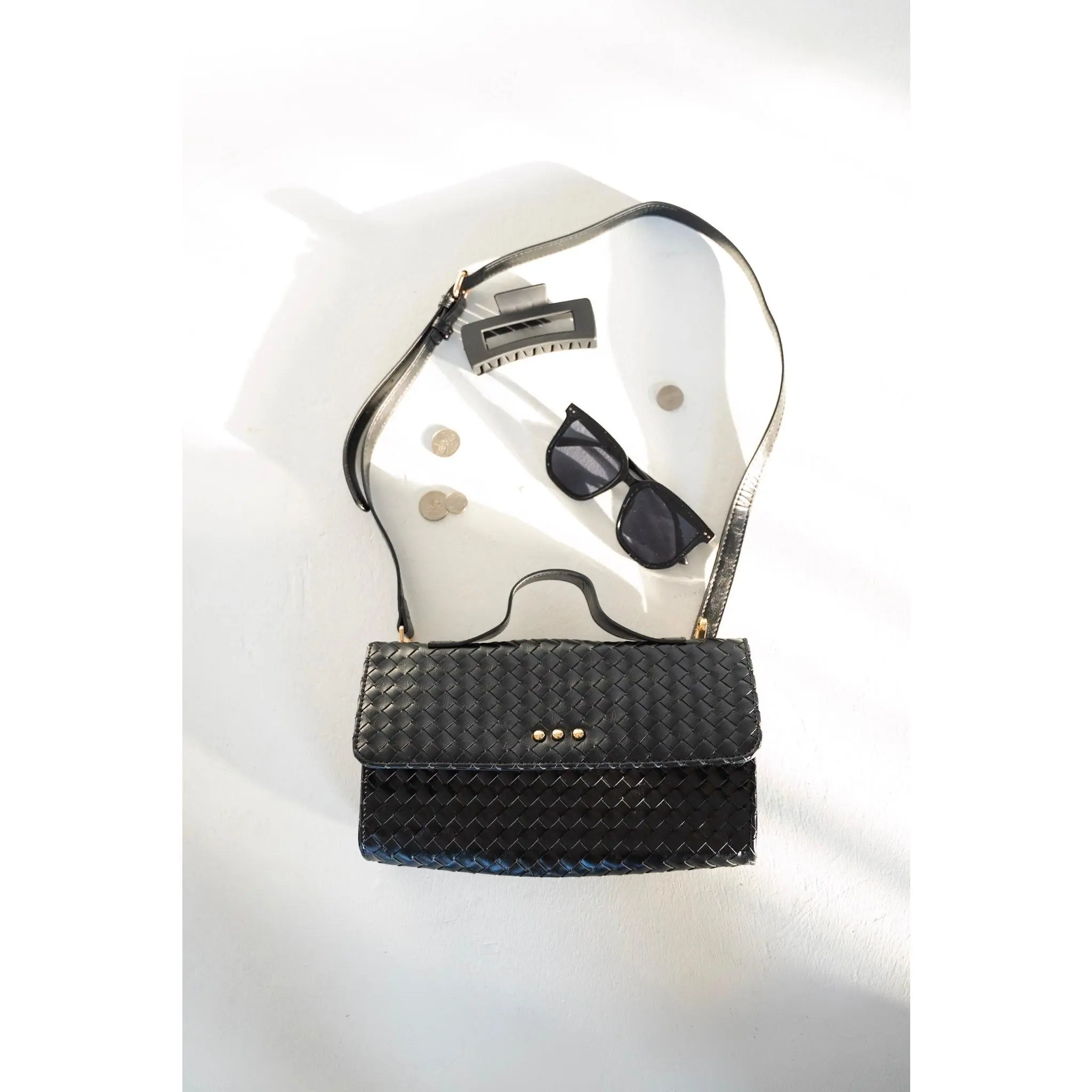 Women's Woven Fold-Over Clutch, Convertible Crossbody Bag with Adjustable Strap - Casual Lightweight Day to Night Purse, Casual Lightweight Bag, Top Handle, Structured