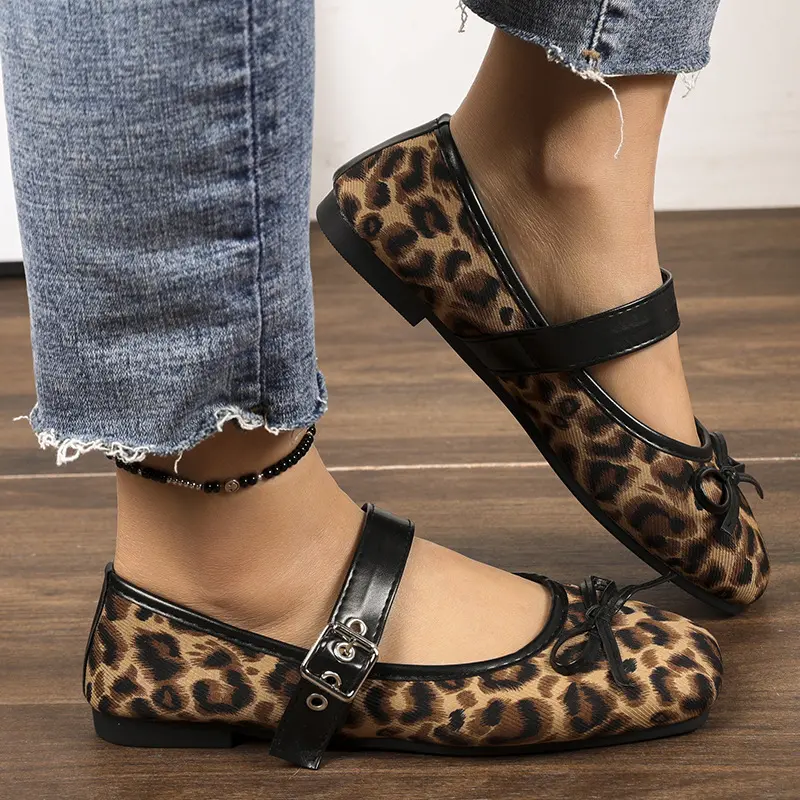 Women's Mary Jane Ballet Flats - Trendy Footwear with Elegant Bow Knot, Slip-On Design, Lightweight Flexible Sole for All-Day Comfort, Round Toe Walking Shoes for Casual Wear