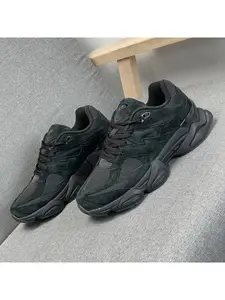 Urban relaxed temperament unisex daily shoes combine trendy charm and life atmosphere, versatile silhouette reduces operational difficulty of daily collocation, adapts to all urban commuting scenes and maintains timeless elegant wearing state for a long t