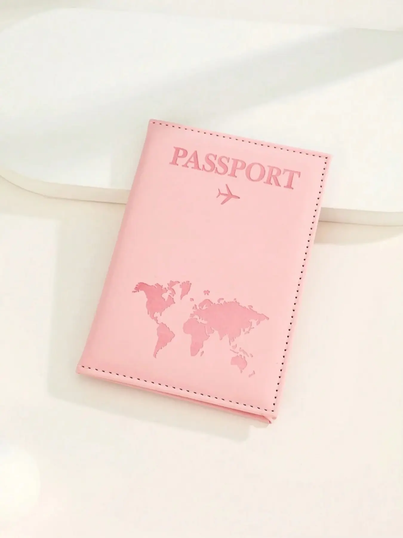 Matte Finish Pu Material Travel Passport Cover With World Map & Letter Print And Fixed Design Passport Holder Passport Case Passport Wallet Passport Bag Travel Document Holder for Holiday Vacation Passport Pouch Travel Accessories Travel Essentials