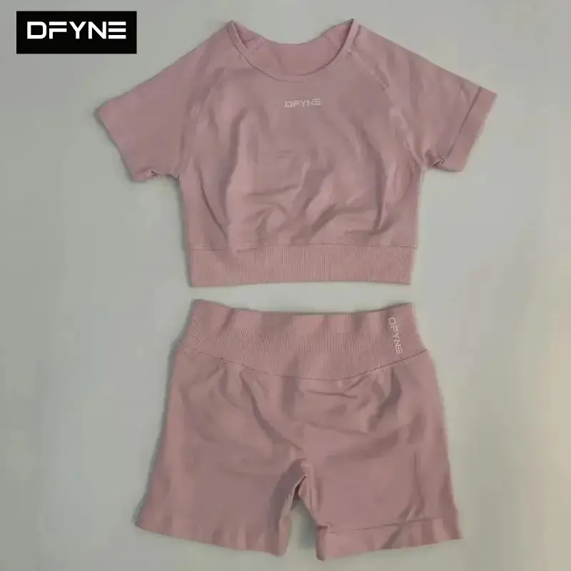 DFYNE Seamless Cropped Short Sleeve & Shorts Set| Ruched Scrunch Bum Gym Top with High Waisted Tummy Control Biker Shorts 2-Piece Outfit