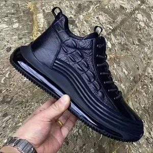 Men’s 2025 British Fashion Casual Sneakers – Thick Rubber Sole, Height-Boosting Comfortable Lace-Up Shoes in Black with White Accents, Breathable