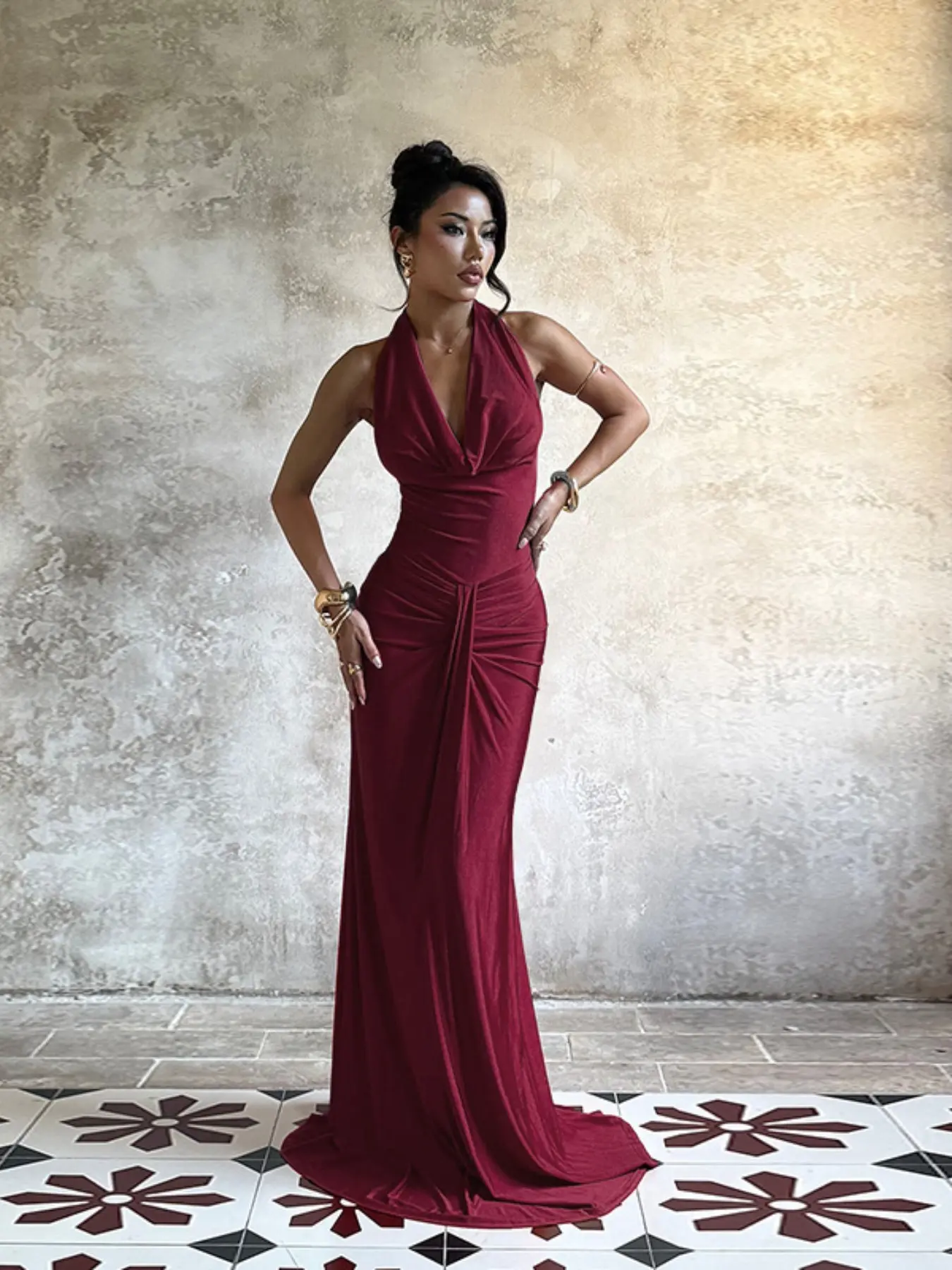Elegant Halter Neck Stand Collar Dress, Backless Design, Perfect for Special Occasions, Evening Wear & Formal Wear, Stylish Women's Gown - TikTok Shop Elegant Halter Neck Stand Collar Dress, Backless Design, Perfect for Special Occasions, Evening Wear & Formal Wear, Stylish Women's Gown - TikTok Shop
