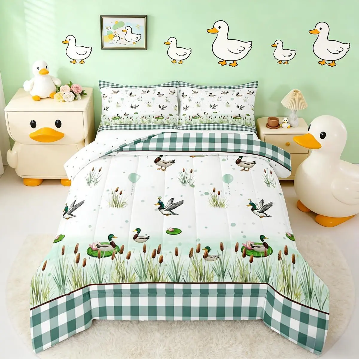 Cute Mallard Duck Bedding Set,Fishing Hunting Duck Comforter Set,for Kids Girls Teens Women Lake Wild Ducks Duvet Insert Rustic Animal Green White Down Comforter