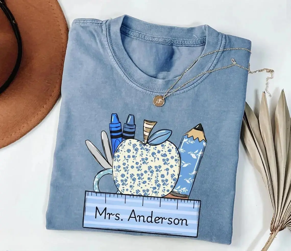 Floral Teacher Apple Ruler Graphic T-Shirt, Dusty Blue Classroom Top for Women, Cute School Supply Apparel, 【100% cotton】 Shirt, Ideal Gift for Her, Teachers, PreK & Kindergarten, Birthdays