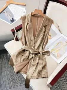 A women's champagne gold textured V-neck sleeveless bow tie belt waist-cinching slimming faux pocket suit vest top, suitable for, suitable for dating, parties and other occasions.