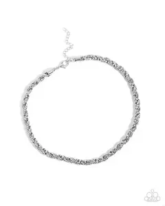 Edgy Etching - Silver Chain Short Necklace - Paparazzi