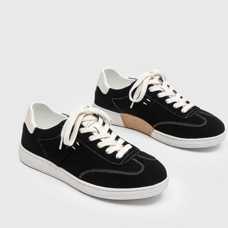 Preppy Style Must-Have: Two-Tone Suede Retro Sneakers for Men