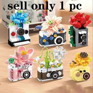 TOOUEE 1 pc Cute Flower Camera Mini Building Blocks Set,Micro Bricks Kit,Miniature Model for Home Desktop Decor,Compatible with Major Brands,Perfect Christmas & Halloween Gifts