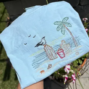 Vintage Inspired Beachy Sketch Embroidered Cotten Tee