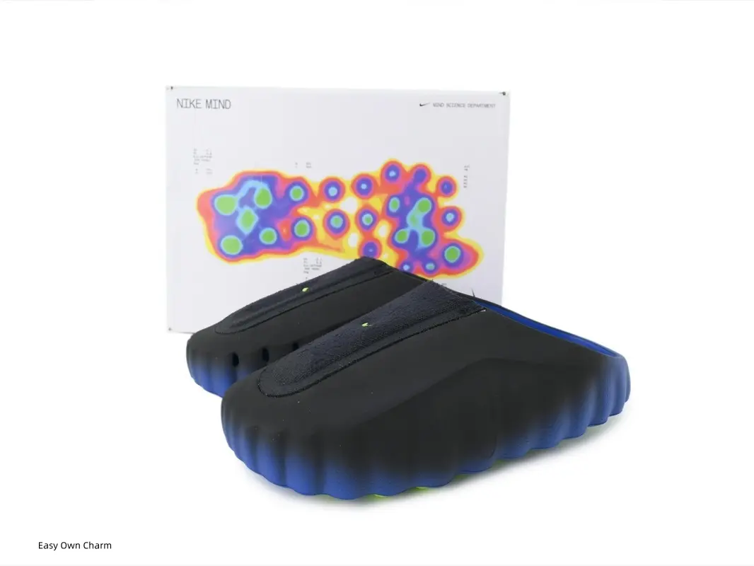 Black Blue Gradient Slip-On Closed Toe Mule Slides, Vertical Ridged EVA Upper Green Gripping Stud Sole Fashion Casual Clog Slippers For Men Women