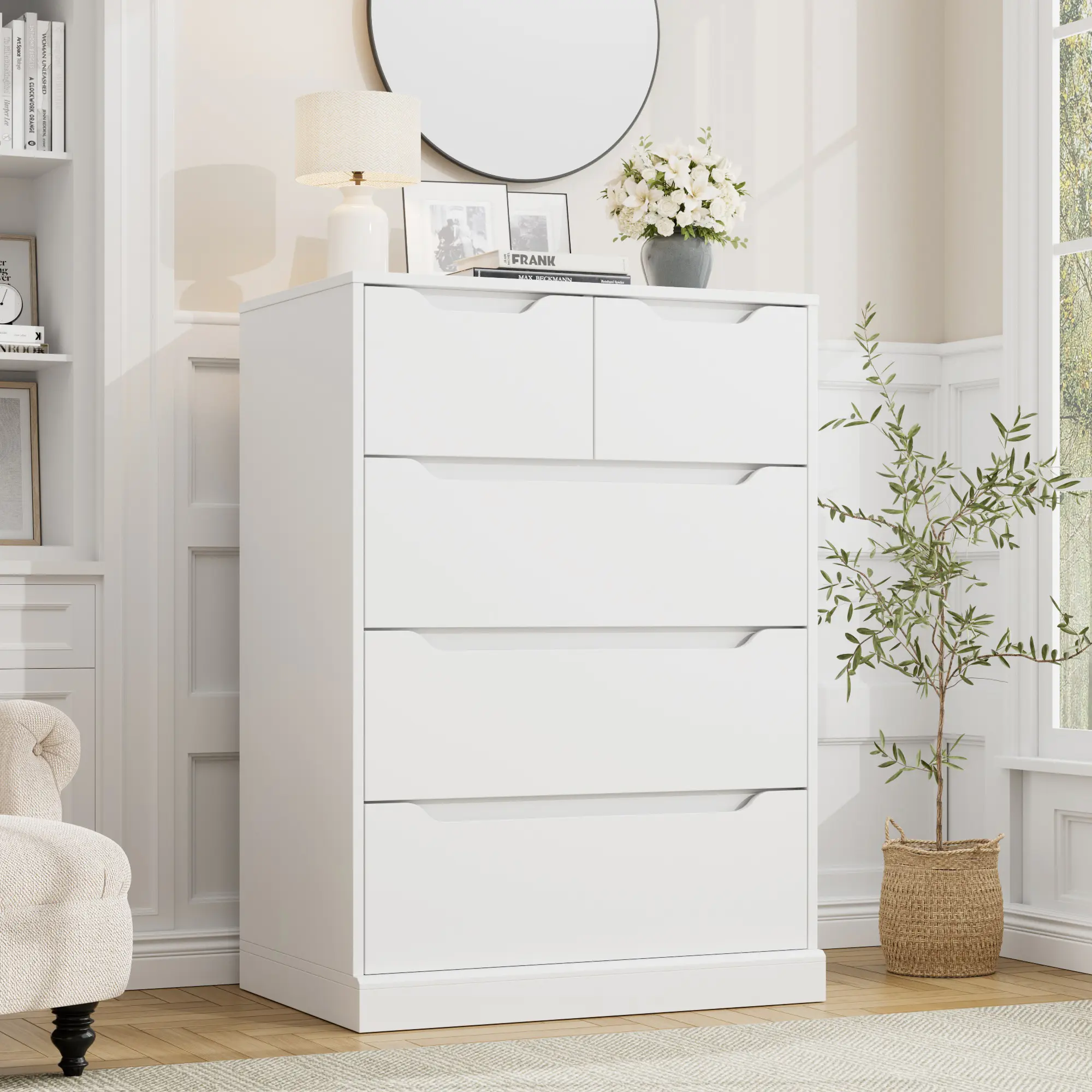 HOSTACK Modern 5 Drawer Dresser for Bedroom, Chest of Drawers with Storage,  Wood Storage Chest Organizers with Cut-Out Handles, Accent Storage Cabinet  for Living Room, Entryway, Hallway - TikTok Shop