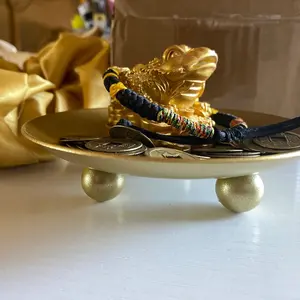 Golden dish with 3 legs for feng shui wealth bracelet , lucky gold frog or wealth coins 4.5”